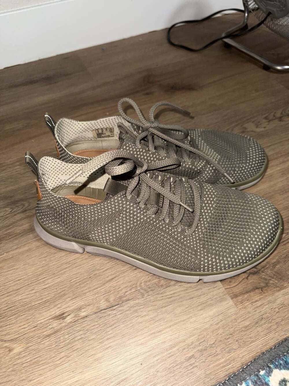 Clarks Men's Triken Run Sage Green Knit Trigenic Sneakers - Picture 9 of 10